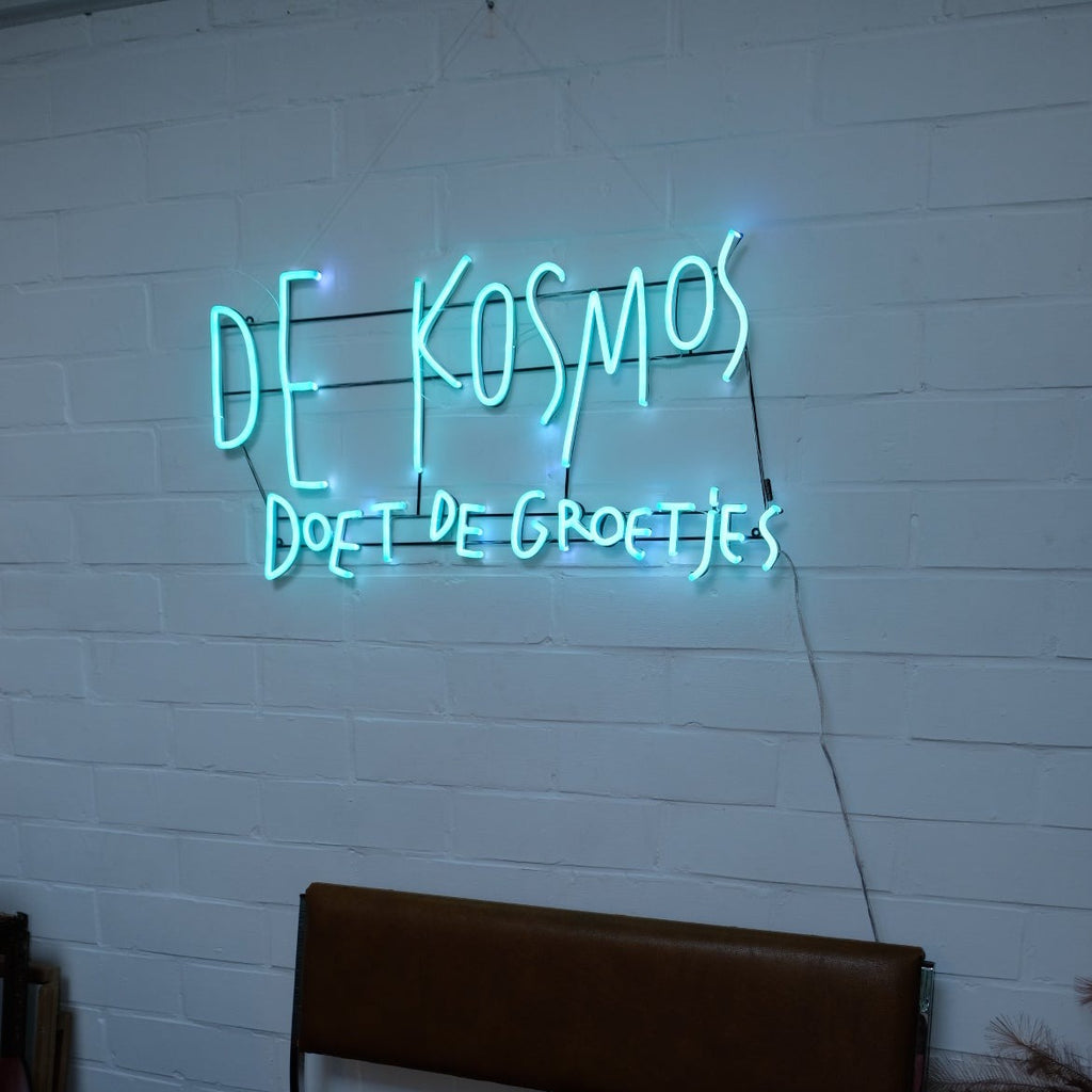 Kosmos Doet de Groetjes door Kelly Hortense